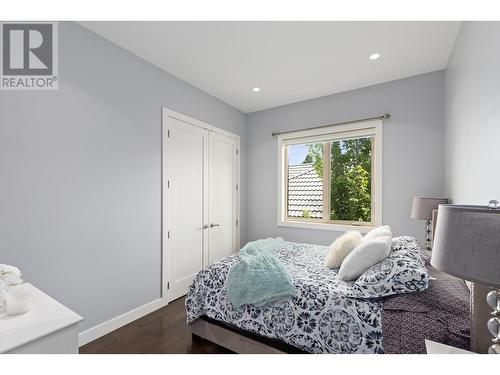 1757 Capistrano Drive, Kelowna, BC - Indoor Photo Showing Bedroom