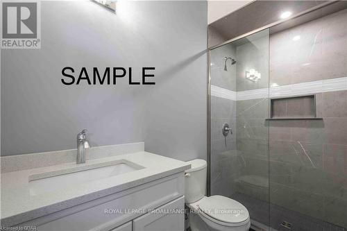 64 Stirling Cres, Prince Edward County, ON - Indoor Photo Showing Bathroom