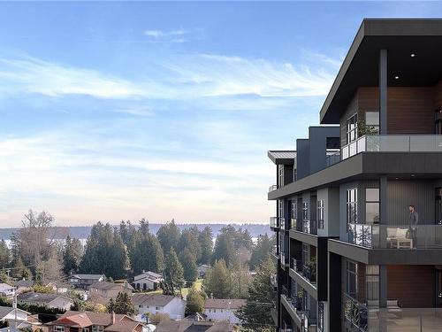 203-2520 Hackett Cres, Central Saanich, BC - Outdoor With View