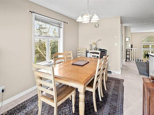 234 Gorge Rd East, Victoria, BC - Indoor Photo Showing Dining Room