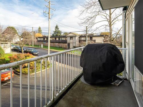 234 Gorge Rd East, Victoria, BC - Outdoor With Balcony