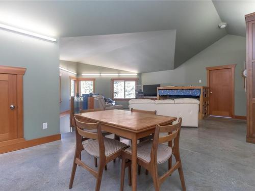1135 Woodley Ghyll Dr, Metchosin, BC - Indoor Photo Showing Dining Room