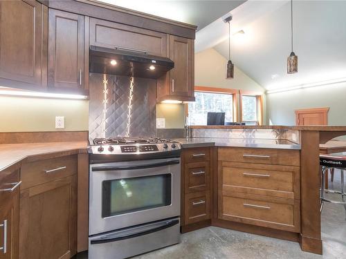 1135 Woodley Ghyll Dr, Metchosin, BC - Indoor Photo Showing Kitchen With Upgraded Kitchen