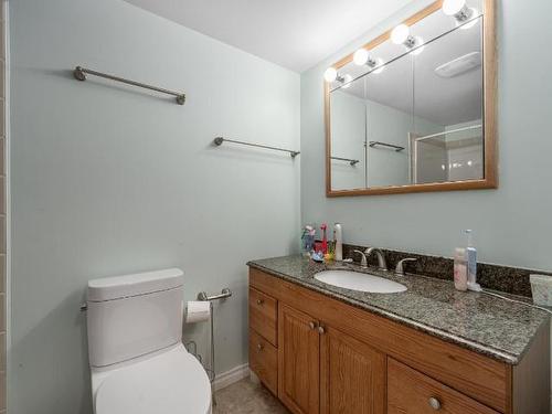 111-825 Hill Street, Ashcroft, BC - Indoor Photo Showing Bathroom