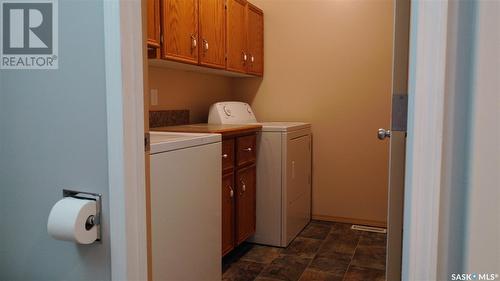 408 408 Main Street, Good Lake Rm No. 274, SK - Indoor Photo Showing Laundry Room
