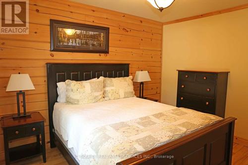 #C -1016 Twin Pine Lane, North Frontenac, ON - Indoor Photo Showing Bedroom