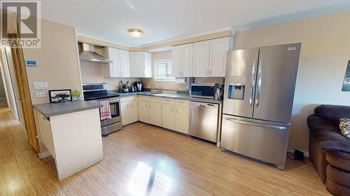 9207 76 Street, Fort St. John, BC - Indoor Photo Showing Kitchen