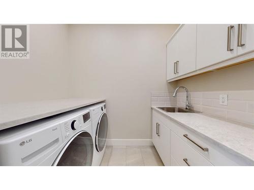 337 Mule Deer Drive, Osoyoos, BC - Indoor Photo Showing Laundry Room