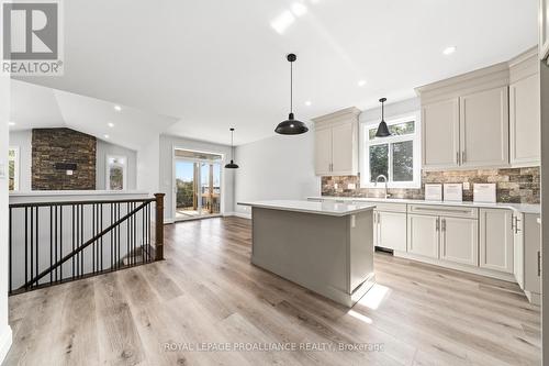 3 Clayton John Avenue, Brighton, ON - Indoor Photo Showing Kitchen With Upgraded Kitchen