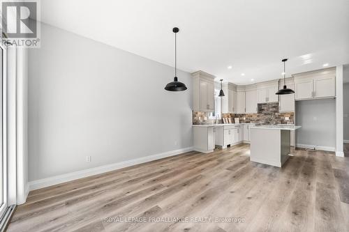 3 Clayton John Avenue, Brighton, ON - Indoor Photo Showing Kitchen With Upgraded Kitchen