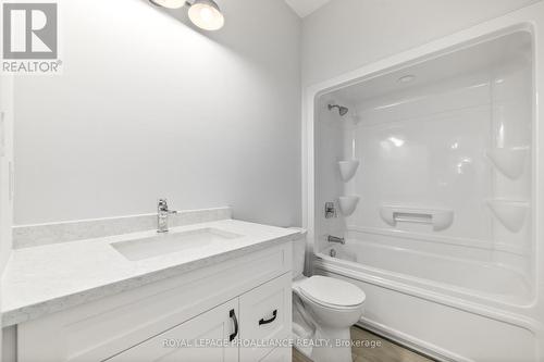 3 Clayton John Avenue, Brighton, ON - Indoor Photo Showing Bathroom