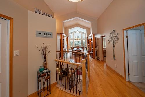 965 Oster Road, Golden, BC - Indoor Photo Showing Other Room