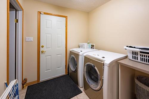 965 Oster Road, Golden, BC - Indoor Photo Showing Laundry Room
