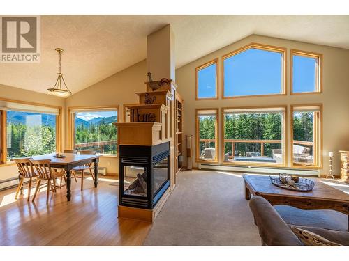 965 Oster Road, Golden, BC - Indoor With Fireplace