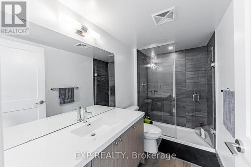 #215 -155 Downsview Park Blvd W, Toronto, ON - Indoor Photo Showing Bathroom