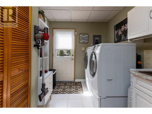 5005 Medeek Avenue, Terrace, BC - Indoor Photo Showing Laundry Room
