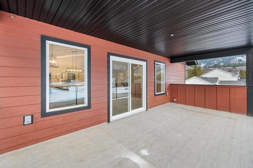 1071 Elkview Road, Castlegar, BC - Outdoor With Deck Patio Veranda With Exterior