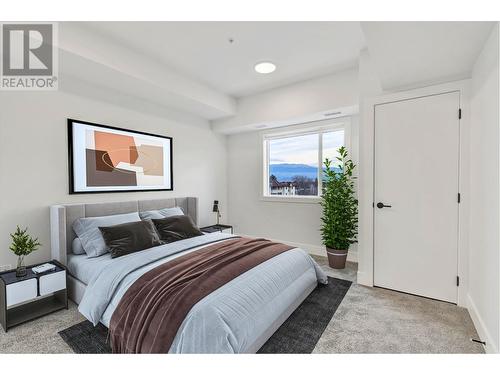 1220 Pacific Avenue Unit# 404, Kelowna, BC - Indoor Photo Showing Bedroom
