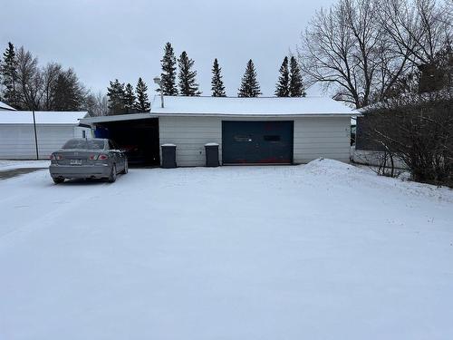 Garage - 27 Ch. Ontario, Notre-Dame-Du-Nord, QC - Outdoor