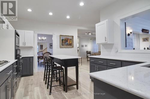 40 Tremaine Terrace, Cobourg, ON - Indoor Photo Showing Kitchen With Upgraded Kitchen