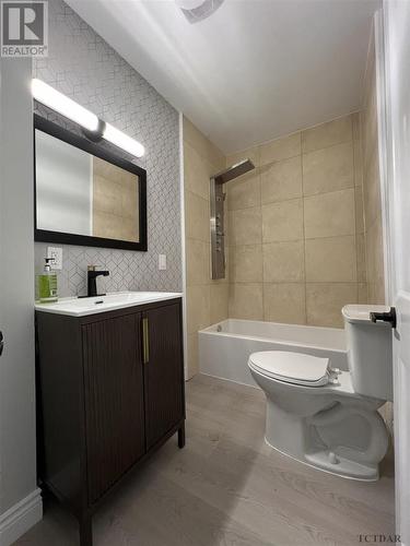 20 O'Meara Blvd, Kirkland Lake, ON - Indoor Photo Showing Bathroom