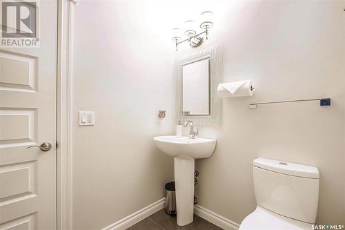 2131 Coy Avenue, Saskatoon, SK - Indoor Photo Showing Bathroom