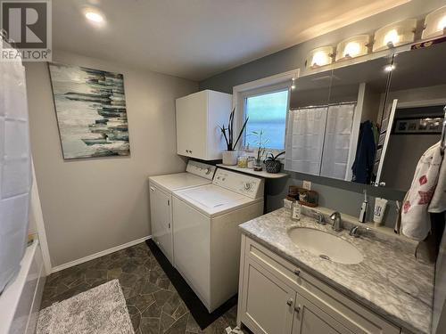 5307 43 Street, Fort Nelson, BC - Indoor Photo Showing Laundry Room