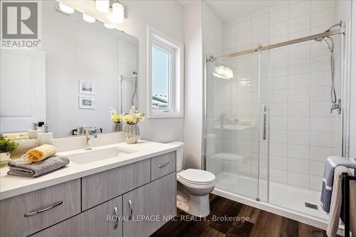 8 Shores Lane, Fort Erie, ON - Indoor Photo Showing Bathroom