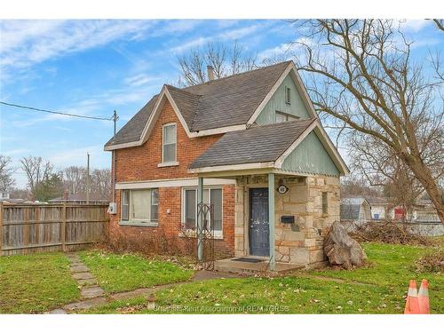 404 Grand Avenue East, Chatham, ON 
