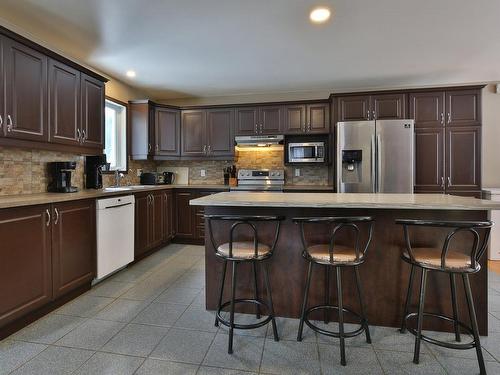 Kitchen - 121 Rg De Versailles, Mont-Saint-Grégoire, QC 