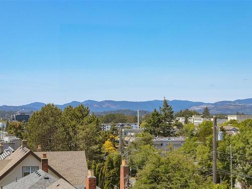 411-1301 Hillside Ave, Victoria, BC - Outdoor With View