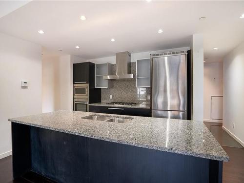 305-707 Courtney St, Victoria, BC - Indoor Photo Showing Kitchen With Upgraded Kitchen