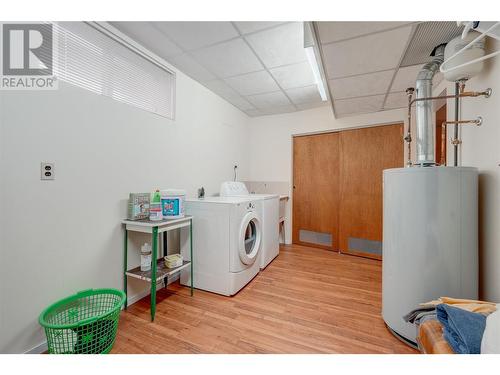 12241 Saunders Crescent, Summerland, BC - Indoor Photo Showing Laundry Room