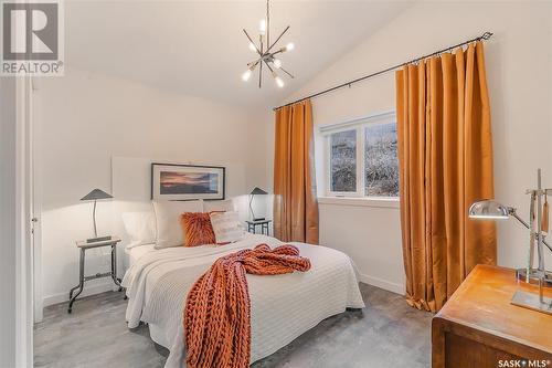 9 70 8Th Avenue, Lumsden, SK - Indoor Photo Showing Bedroom
