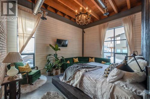 125 Cabernet Drive Unit# 9, Okanagan Falls, BC - Indoor Photo Showing Bedroom