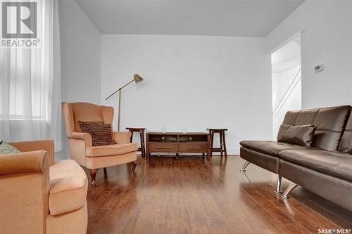 2055 St John Street, Regina, SK - Indoor Photo Showing Living Room