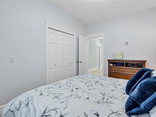 2653 Dolly Varden Rd, Campbell River, BC - Indoor Photo Showing Bedroom