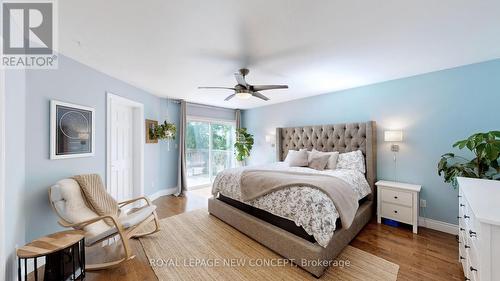 15 James Ave, Wasaga Beach, ON - Indoor Photo Showing Bedroom