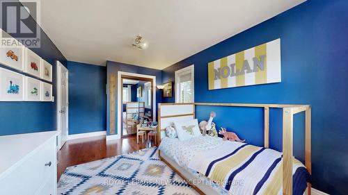 15 James Avenue, Wasaga Beach, ON - Indoor Photo Showing Bedroom