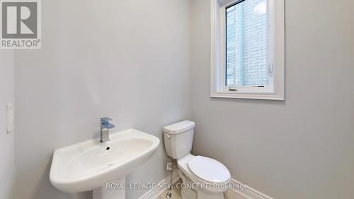 88 Bearberry Rd, Springwater, ON - Indoor Photo Showing Bathroom