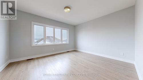 88 Bearberry Rd, Springwater, ON - Indoor Photo Showing Other Room