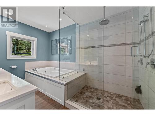7922 Dean Road, Bridge Lake, BC - Indoor Photo Showing Bathroom
