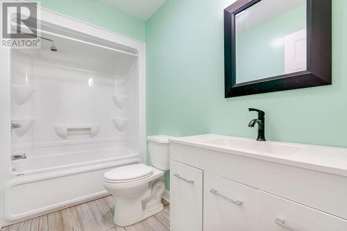 205 Eastport Drive, Cornwall, ON - Indoor Photo Showing Bathroom