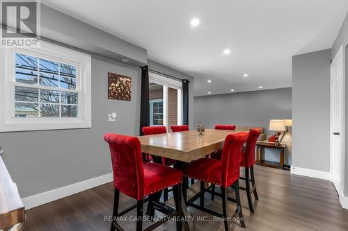 1162 Vansickle Rd N, St. Catharines, ON - Indoor Photo Showing Dining Room