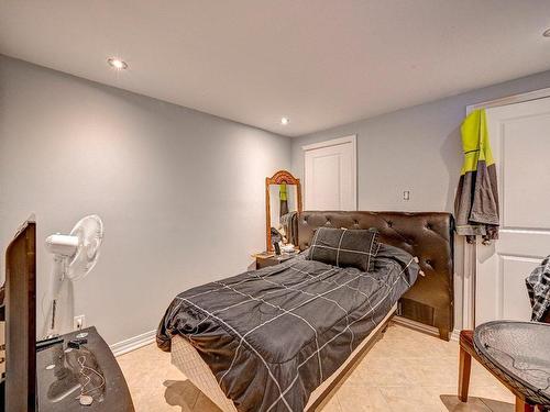 Chambre Ã Â coucher - 2 Rue Adrien, Saint-Paul, QC - Indoor Photo Showing Bedroom