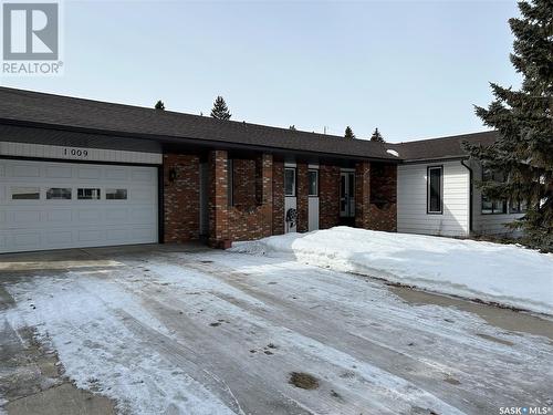 1009 8Th Street, Rosthern, SK - Outdoor