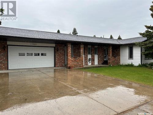 1009 8Th Street, Rosthern, SK - Outdoor With Exterior