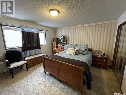 1009 8Th Street, Rosthern, SK - Indoor Photo Showing Bedroom