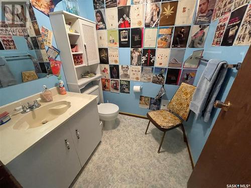1009 8Th Street, Rosthern, SK - Indoor Photo Showing Bathroom