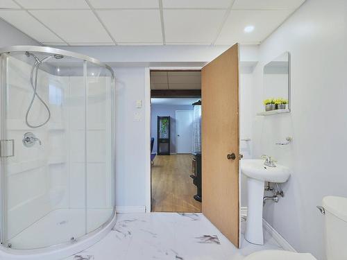 Salle de bains - 3492 Rue René-Lévesque, Vaudreuil-Dorion, QC - Indoor Photo Showing Bathroom